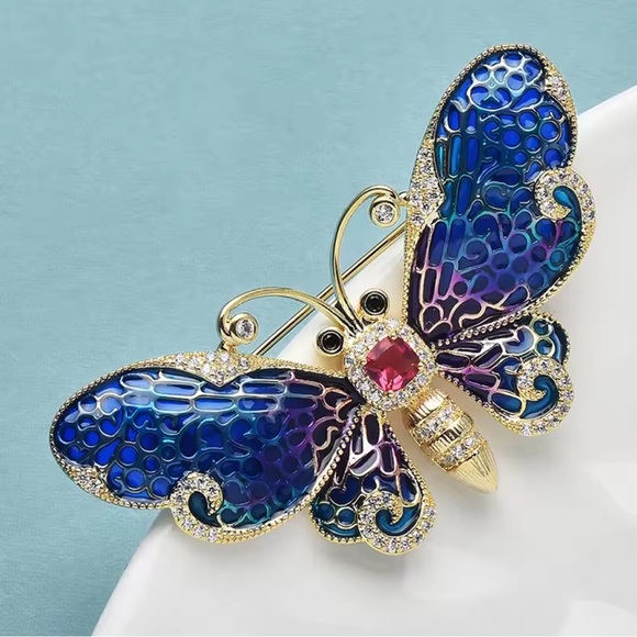 Butterfly Majestic Blue Gold Brooch - Picture 8 of 9